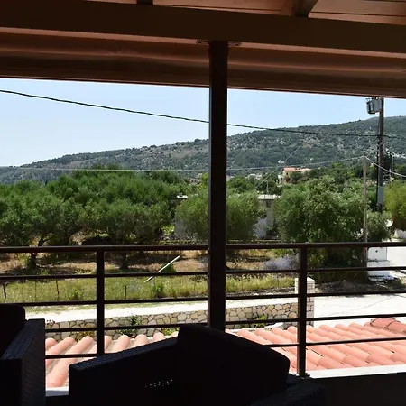 Villeta Nikol “νηνεμία” Lixouri