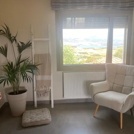 Villeta Nikol “νηνεμία” Holiday home